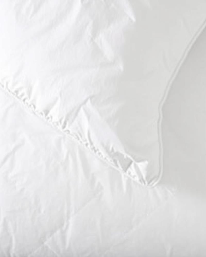 All-Season Duvet Insert corner